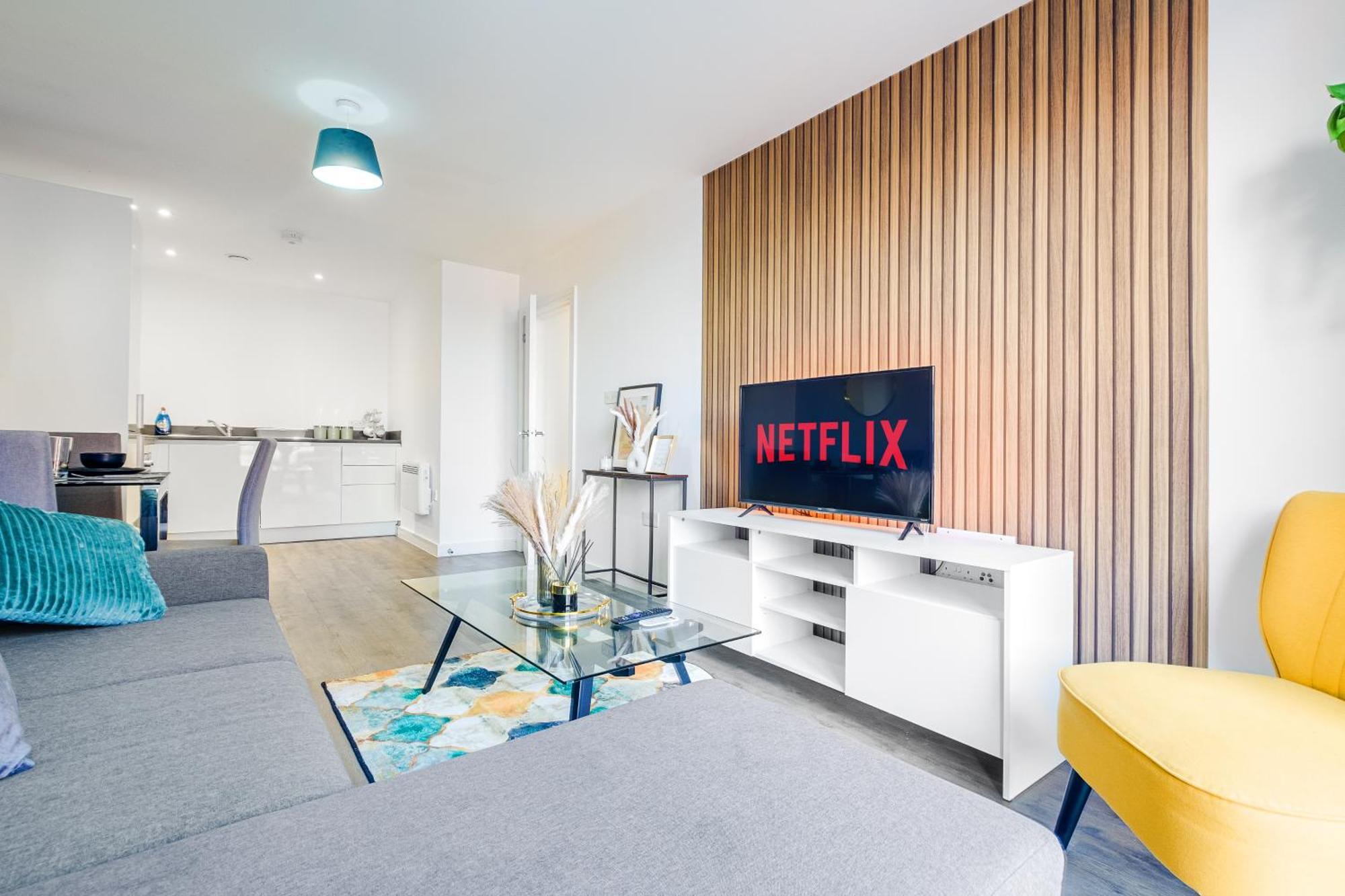 City Centre Emerald Escape - Sleeps-6, 2Beds & 2Baths , Netflix , Free Internet Бирмингем Экстерьер фото