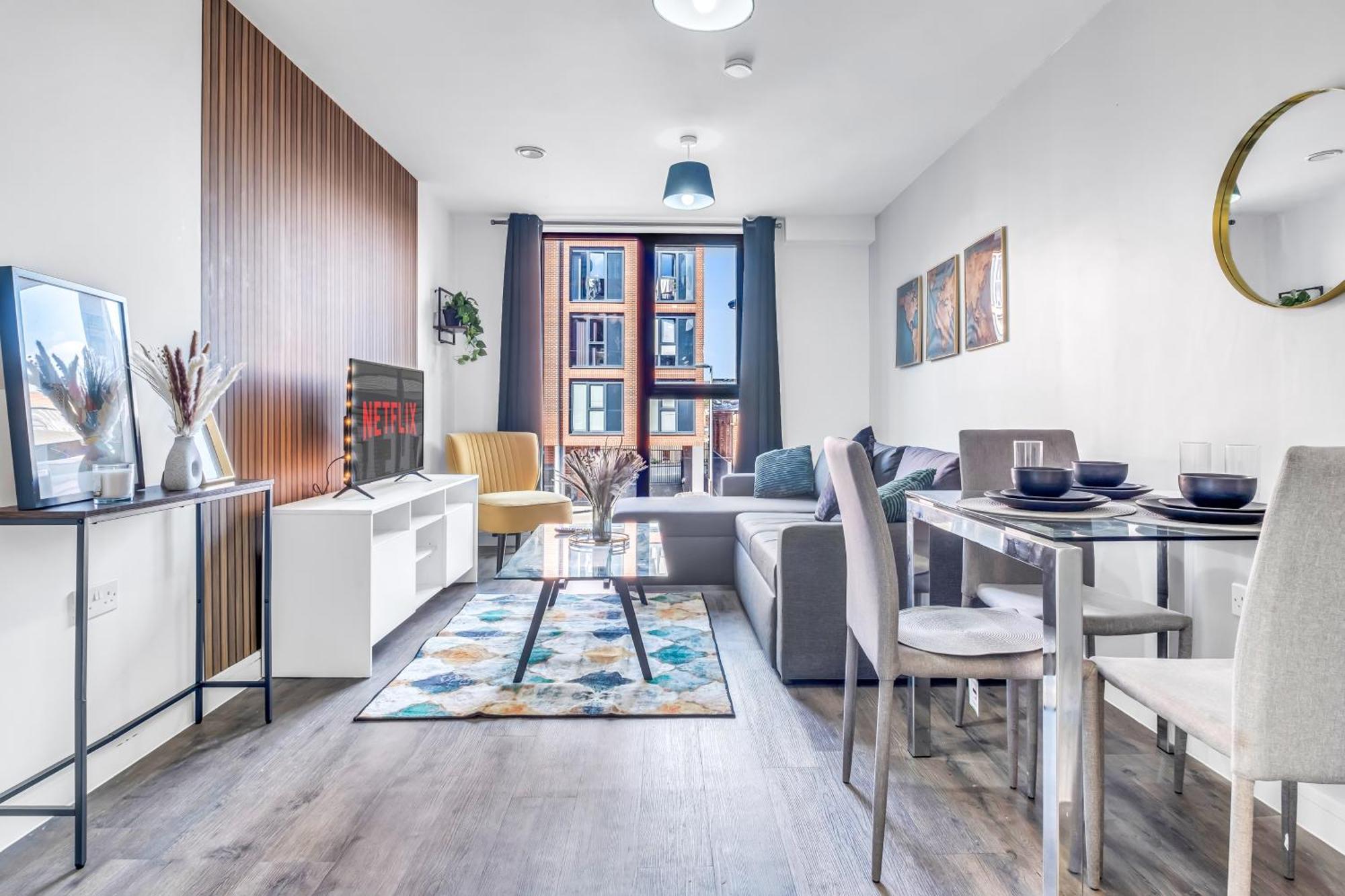 City Centre Emerald Escape - Sleeps-6, 2Beds & 2Baths , Netflix , Free Internet Бирмингем Экстерьер фото